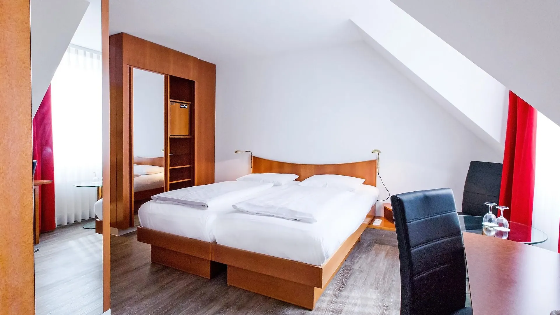DORMERO Hotel Dresden Airport
