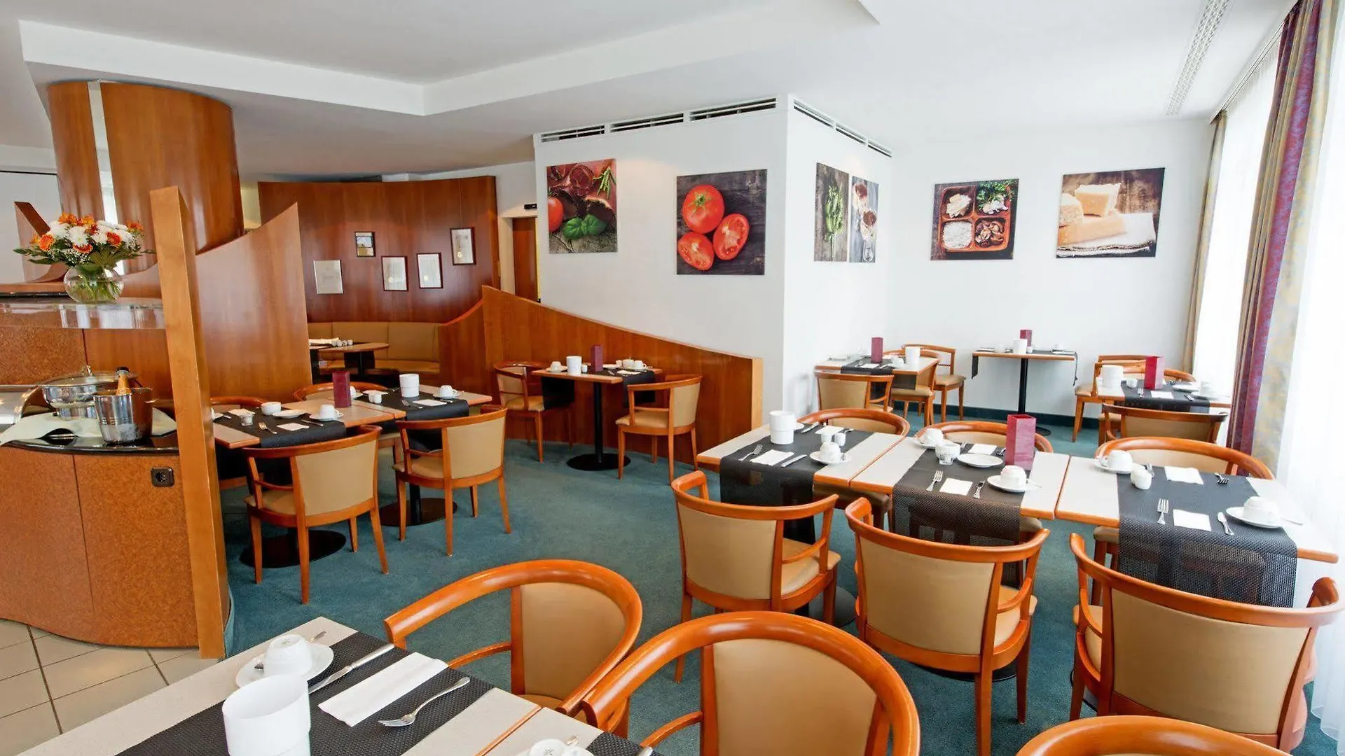 DORMERO Hotel Dresden Airport