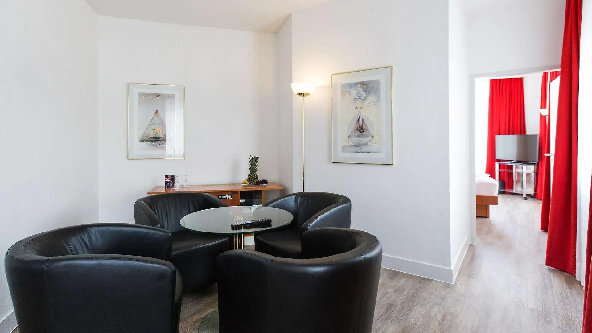 DORMERO Hotel Dresden Airport 4*,  Alemania