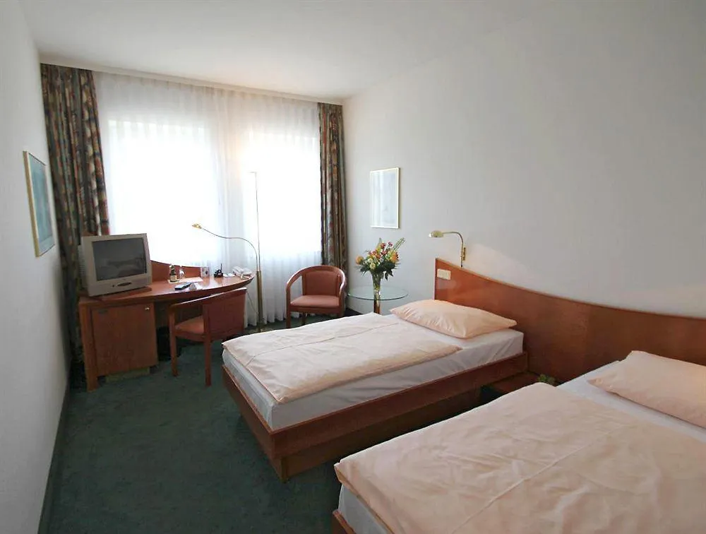 DORMERO Hotel Dresden Airport