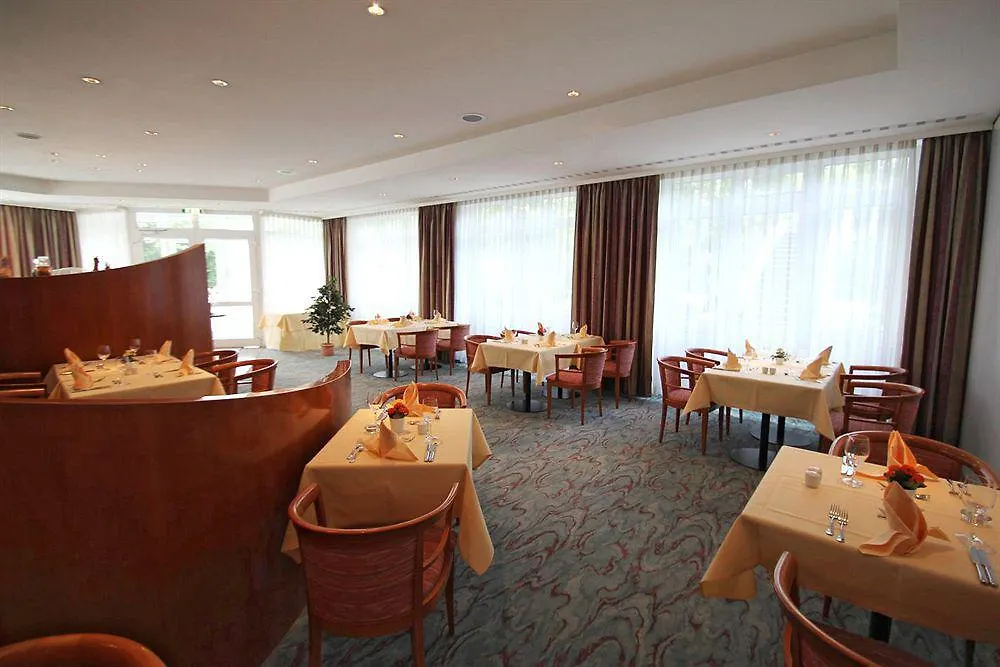 DORMERO Hotel Dresden Airport